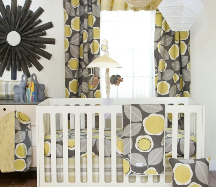 kreative-babyzimmer-gestaltung-moderne-weiße-babybetten