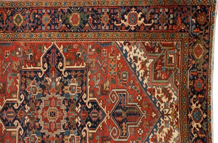 typische-persische-teppiche-mit-abstrakten-Mustern