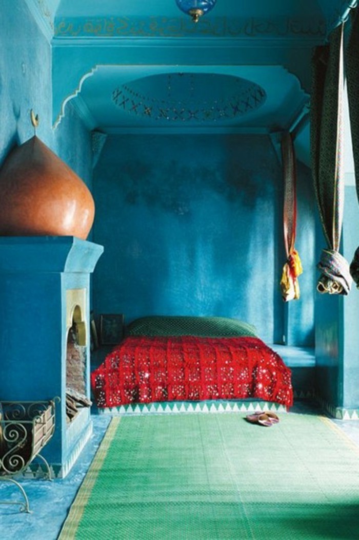 wunderschönes-modell-schlafzimmer-in-blau-und-grau