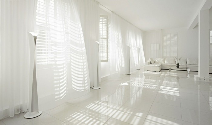 Gardinen-für-Wohnzimmer-alles-in-Weiß