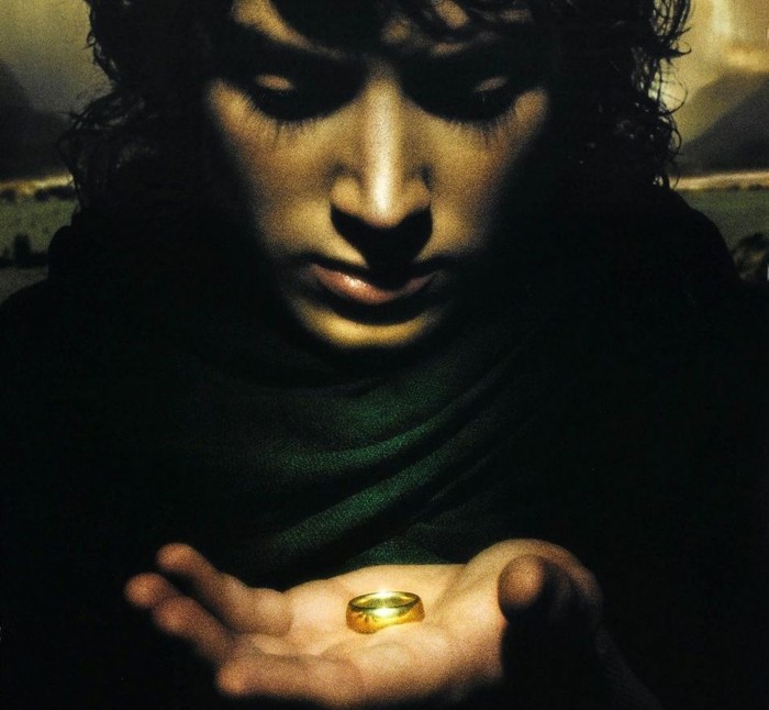 Gute-Fantasy-filme-Der-Herr-der-Ringe-Frodo-und-der-Ring