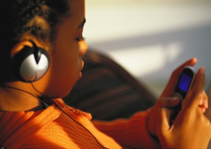Kopfhörer-für-Kinder-zu-Handy
