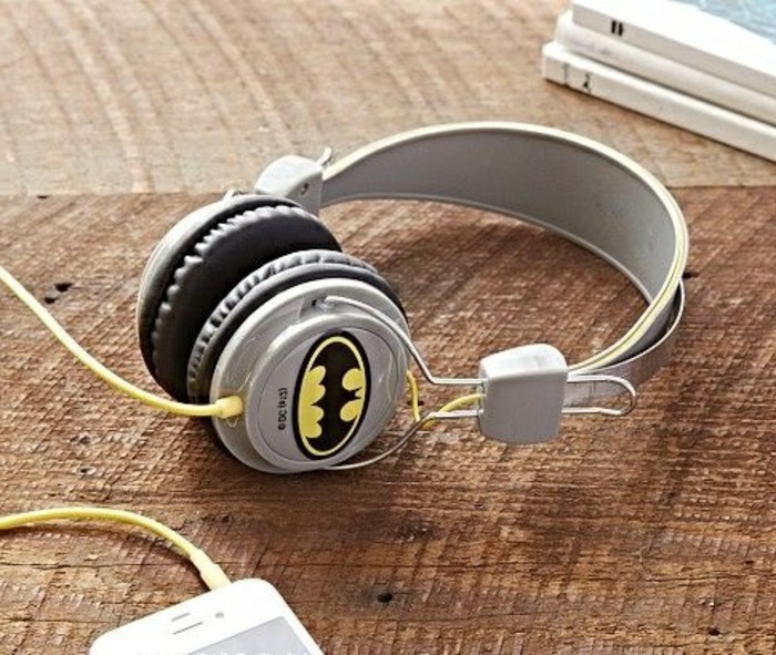 Kopfhörer-für-Kinderohren-mit-Batman