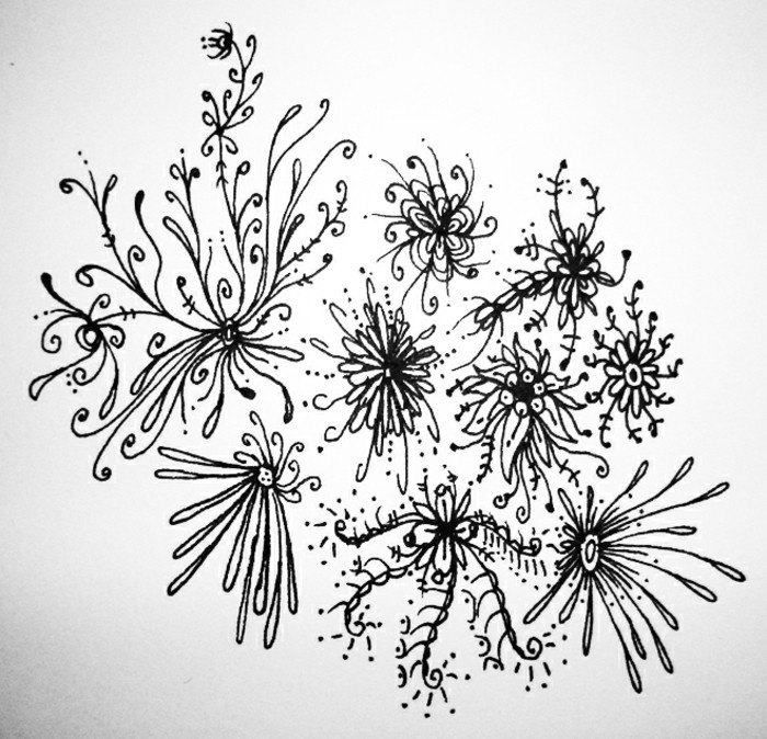 Bleistiftzeichnungen-ein-paar-schöne-Blumen