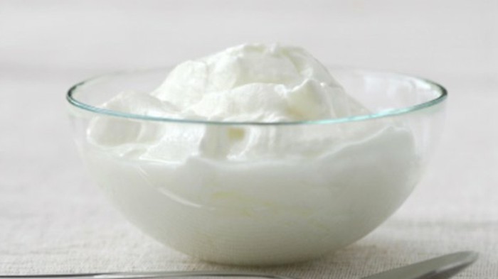 Bulgarischer-Joghurt-sieht-so-schön-aus