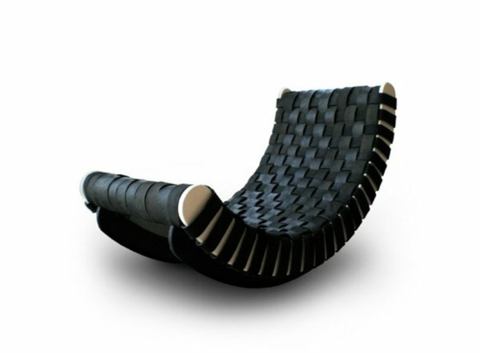 DIY-Möbel-aus-Autoreifen-autoreifen-recycling-ergonomisch-liege