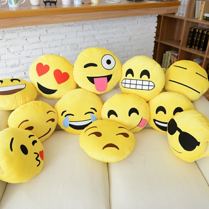 Produktbild von Smiley Gesichtskissen Emoji – Gelb, 35x35 Cm, Aus Plüsch, Witzige Deko