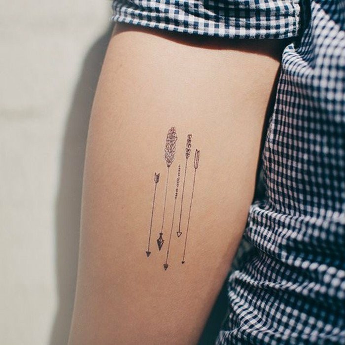 Tattoo-Motive-mit-Pfeilen-aus-verschiedener-Art