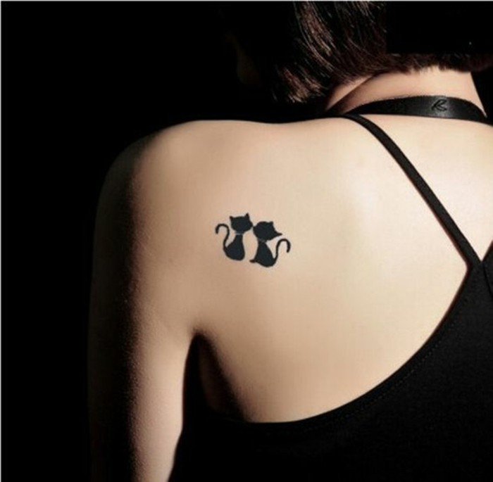 Tattoo-Motive-zwei-schwarze-Katze