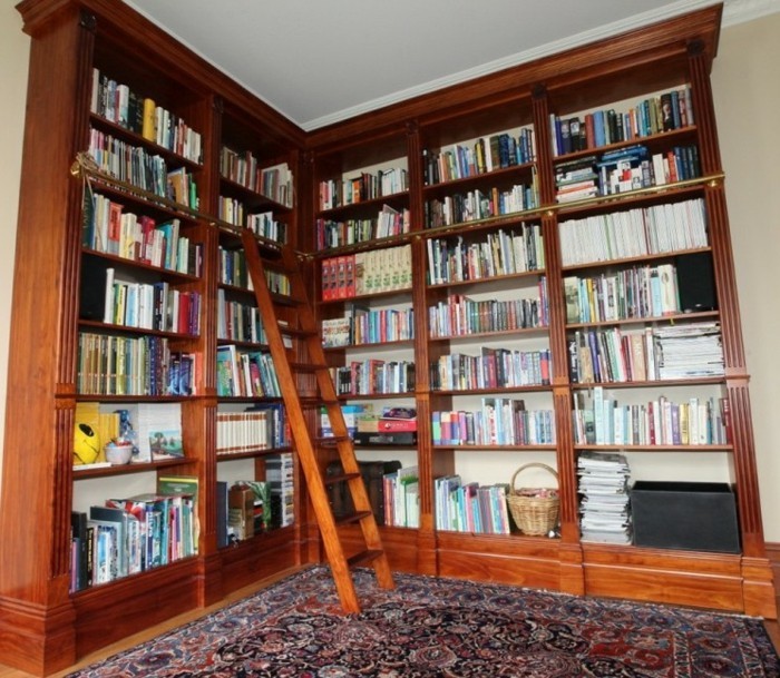 Bücherregal-Leiter-vollig-aus-Eichen