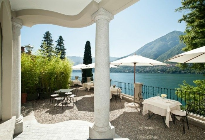 Ferienwohnung-am-Gardasee-mit-Säulen