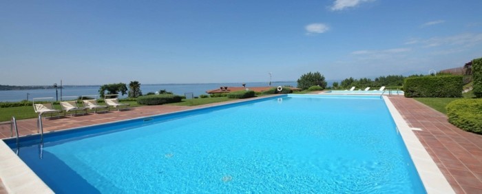 Ferienwohnung-am-Gardasee-und-großer-Pool