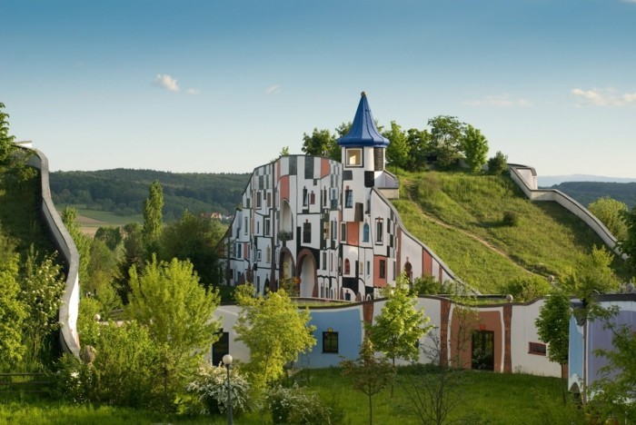 Hundertwasser-Architektur-Umwelt-Natur-Dorf5