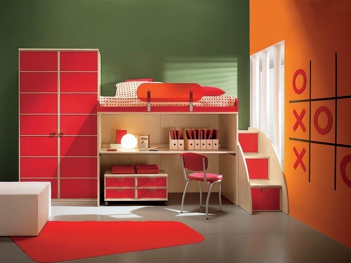 Kinderzimmer-gestalten-Jungenzimmer-in-rot