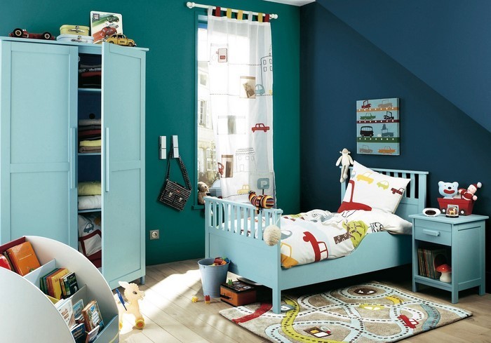 Kinderzimmer-gestalten-ein-Kinderzimmer-in-blau