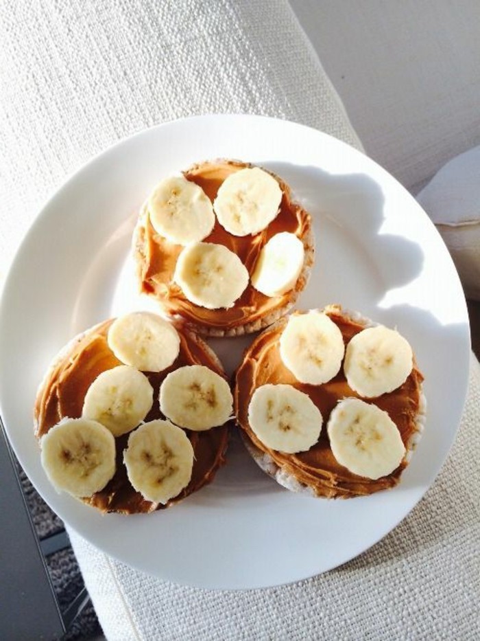brot-schoko-frühstücksideen-mit-banana