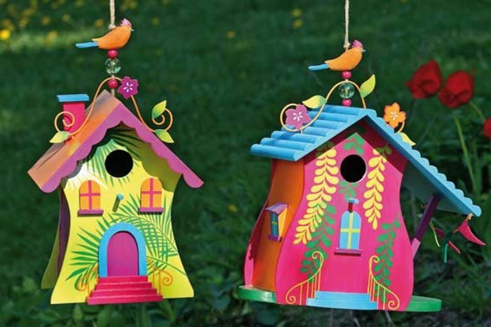 vogelfutterhaus-selber-bauen-bunte-vogelhäuser-selber-bauen
