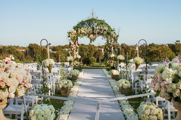Heiraten-im-Garten-Eine-außergewöhnliche-Gestaltung