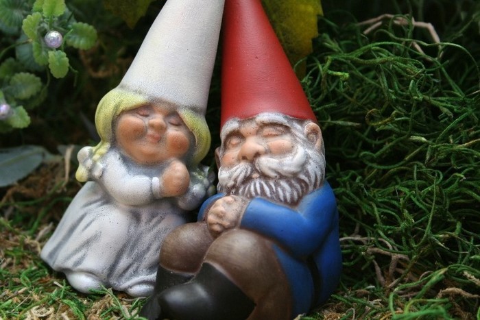 Lustige Gartenfiguren: Lassen Sie die erstaunlich aussehen