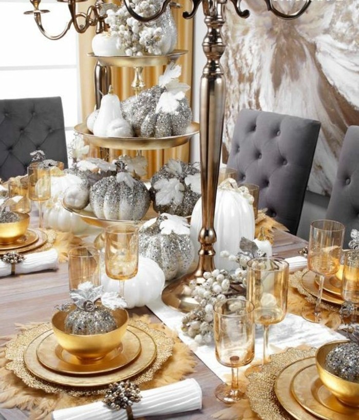 Schöne-Tischdeko-Golden-und-Silber