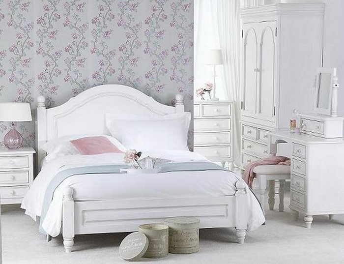 Farben-fürs-Schlafzimmer-Weiß-Eine-moderne-Gestaltung (Copy)