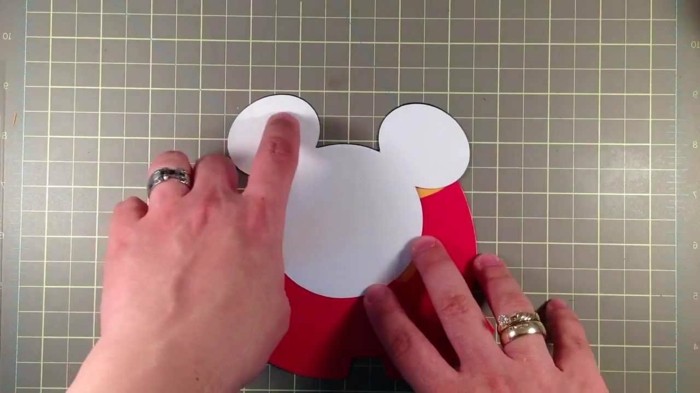 Mickey-Mouse-Ohren-eine-Anleitung