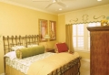 Schlafzimmer farblich gestalten: 69 Wohnideen mit der Farbe Gelb!
