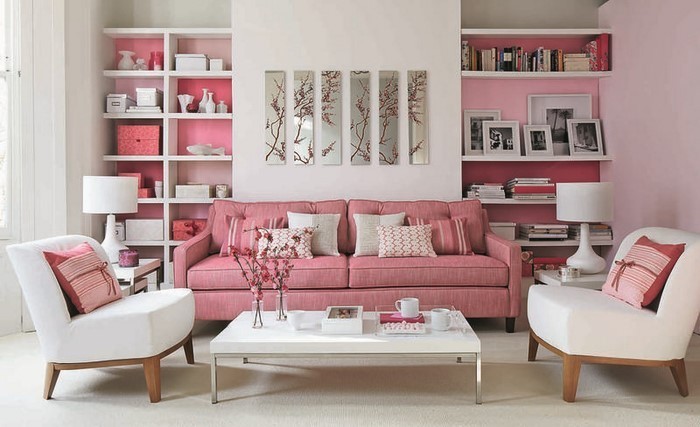 Wohnzimmer-Ideen-mit-Rosa-Eine-auffällige-Ausstattung