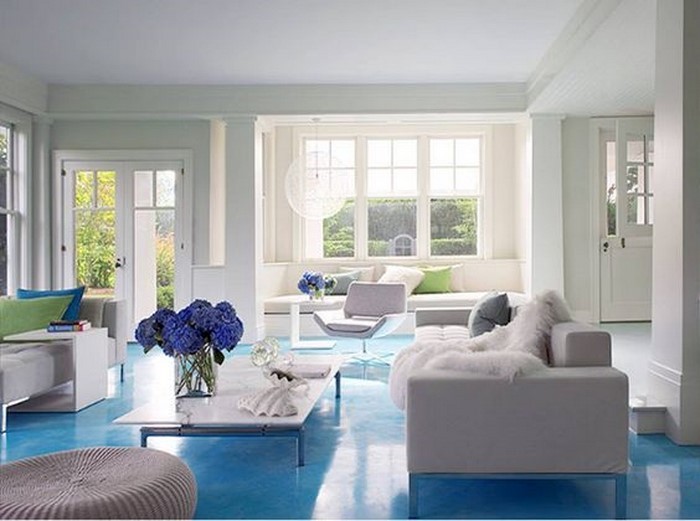 Wohnzimmer-farblich-gestalten-blau-Eine-auffällige-Entscheidung