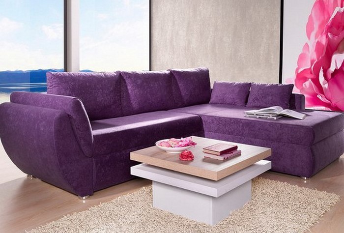 Wohnzimmer-lila-couch