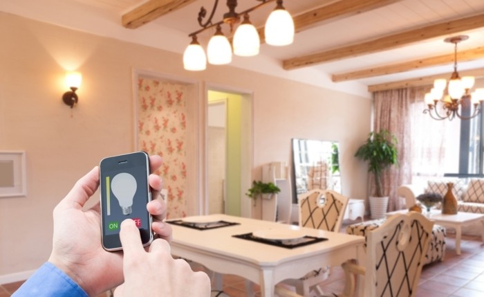 smart-home-steuerung-der-beleuchtung-zu-hause