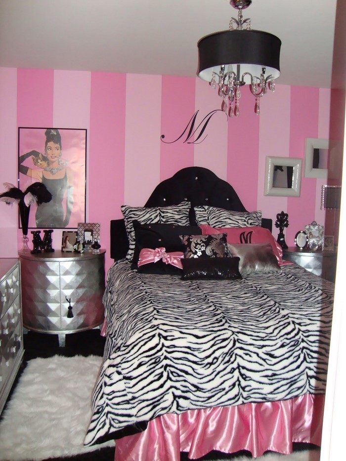 Schlafzimmer-farblich-gestalten-mit-Rosa-Eine-außergewöhnliche-Entscheidung