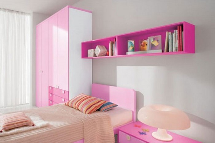 Schlafzimmer-farblich-gestalten-mit-Rosa-Eine-außergewöhnliche-Еinrichtung