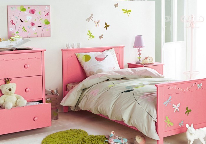 Schlafzimmer-farblich-gestalten-mit-Rosa-Eine-wunderschöne-Еinrichtung