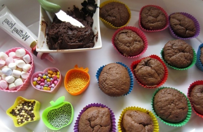 muffins-dekorieren-selber-machen-cupcake-deko-selber-machen