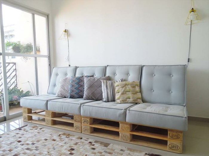sofa-selber-bauen-aus-europaletten-ein-ganz-tolles-sofa-selbst-bauen