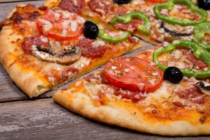 pizzaofen-selber-bauen-jeder-will-eine-pizza-backen