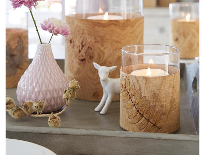 teelichthalter mit gläsern basteln holz weihnachten kerzenhalter tisch blumenvase kleine skulptur