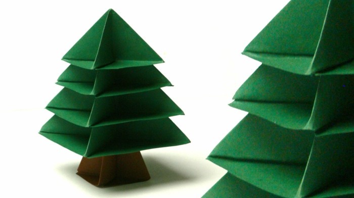 fensterdeko-weihnachten-basteln-oder-aus-papier-falten