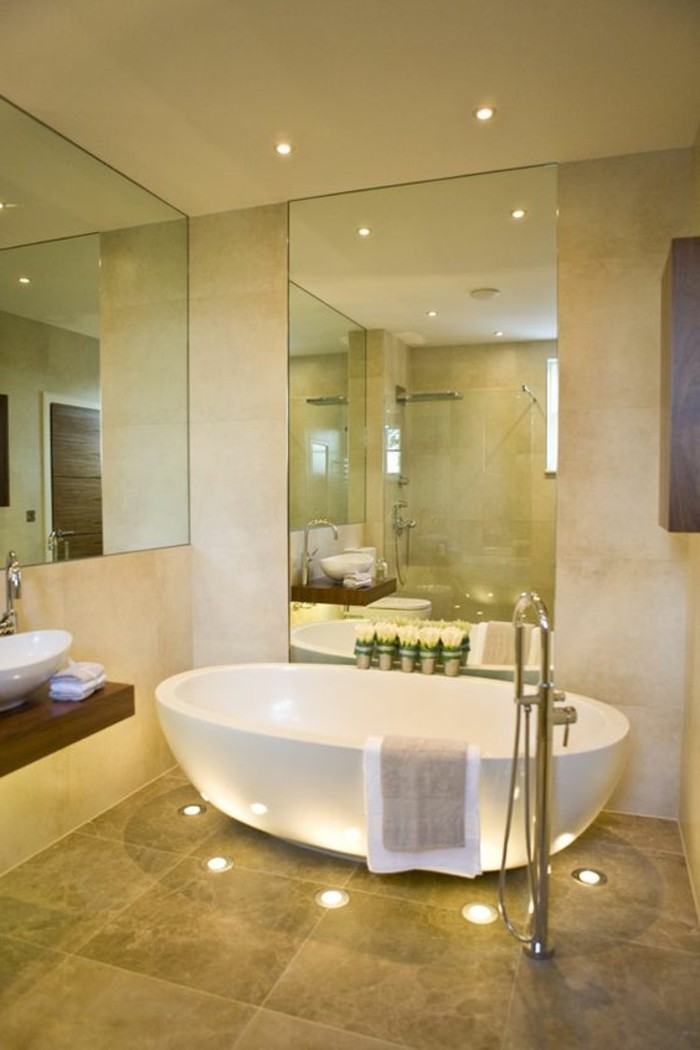 badgestaltung-ideen-schone-bader-badezimmer-in-beige-mit-weiser-badewanne