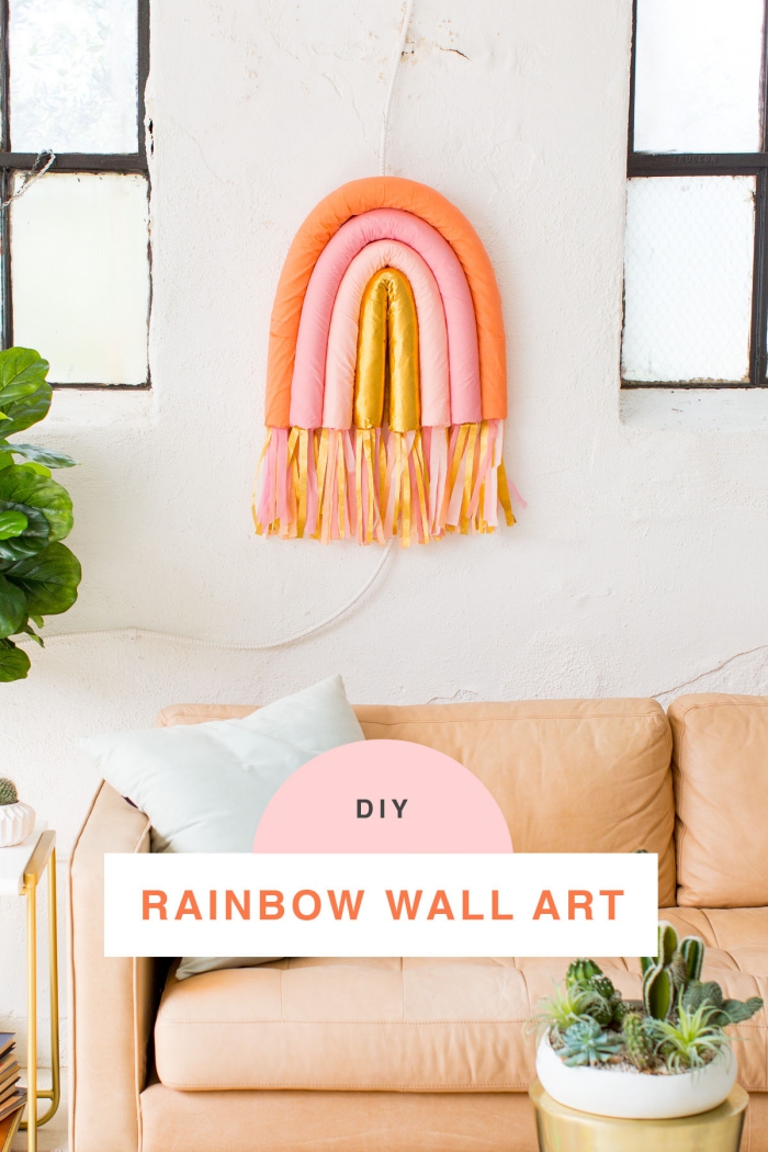 deko ideen für zuhause, parytdeko basteln, wanddeko regenbogen, wohnzimmer dekorieren