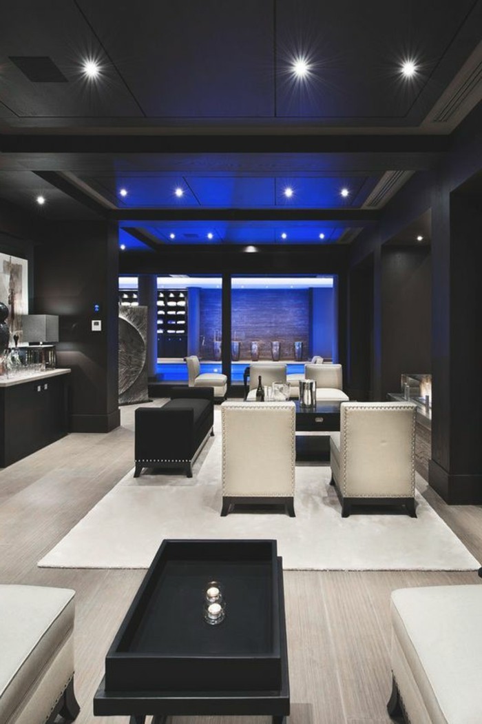 designer-wohnzimmer-in-schwarz-beige-und-champagne-gestalten