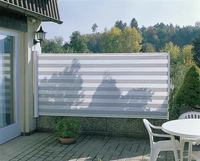 glas-sichtschutz-terrassen-sichtschutz-glas-windschutz-glas-trennwand-glas