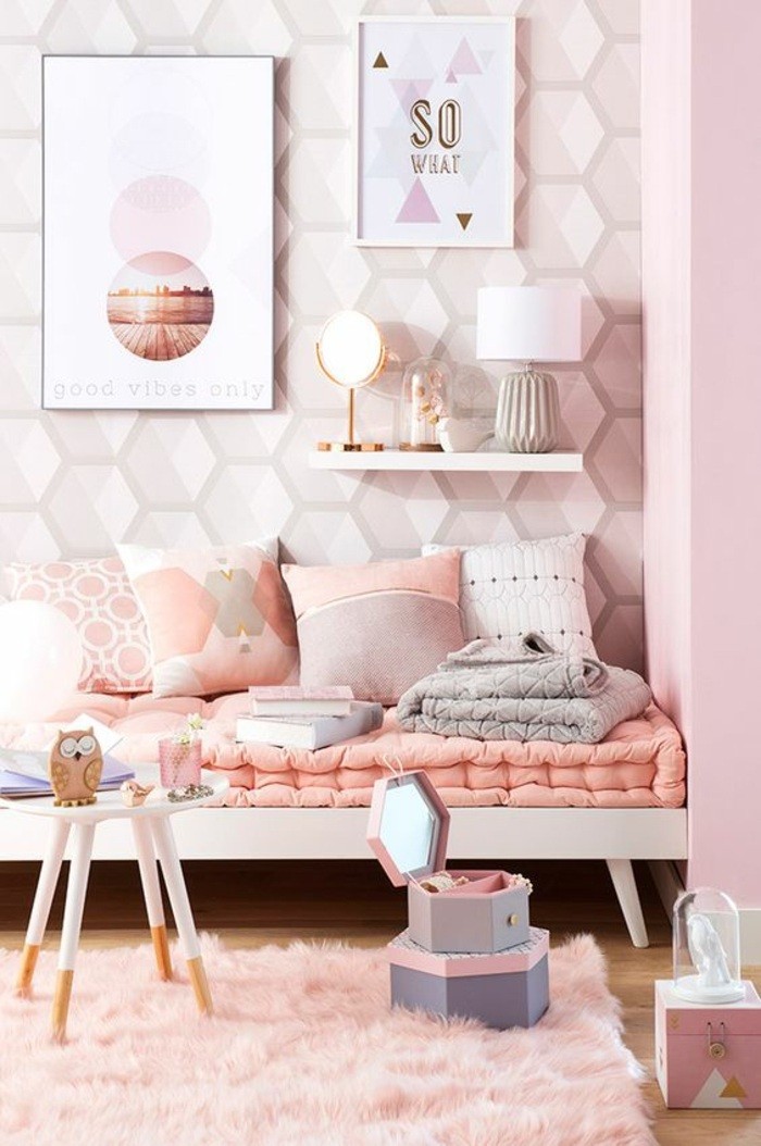 schlafzimmer-dekorieren-bilder-rosa-teppich-lampe