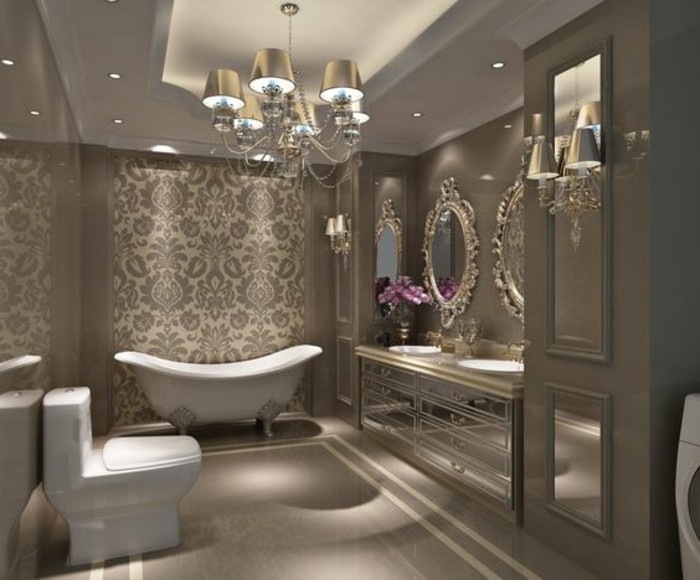 7-wandgestaltung-ideen-badezimmer-badewane-spiegel-blumen-kronleuchter