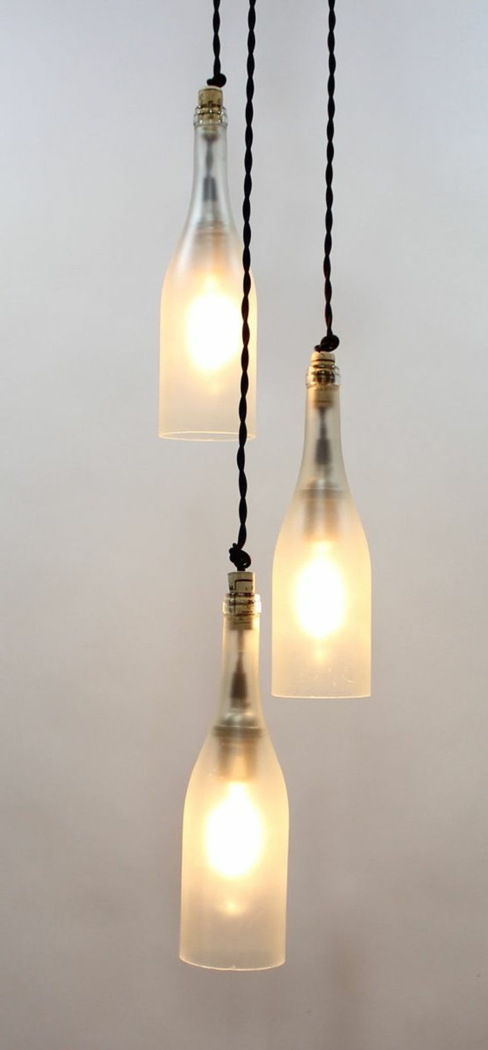 diy-lampe-aus-flaschen-gestalten-ausgefallene-lampen