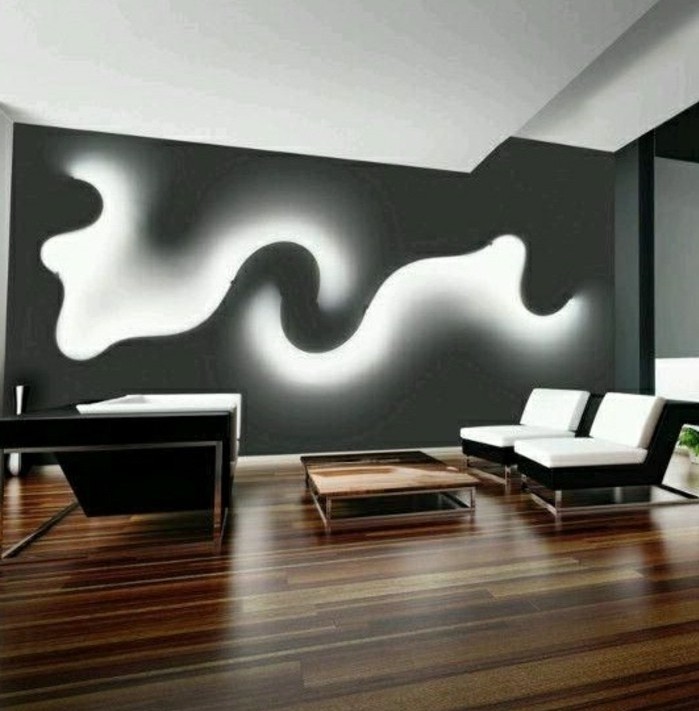 moderne-wandgestaltung-wohnzimmer-graue-wand-boden-aus-holz-dekoration-mit-beleuchtung