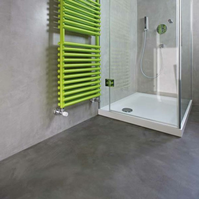 alternative-zu-fliesen-braunem-beton-grüne-heizung-duschkabine