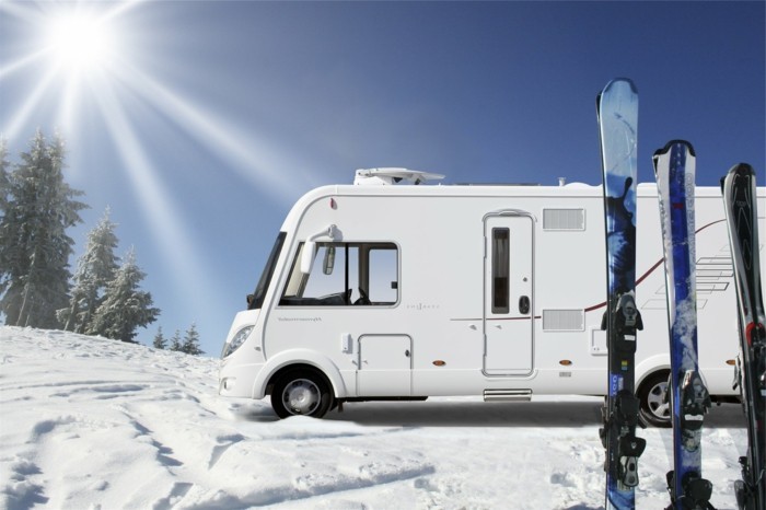 campingzubehoer-ein-wohnwagen-fuer-snowboards