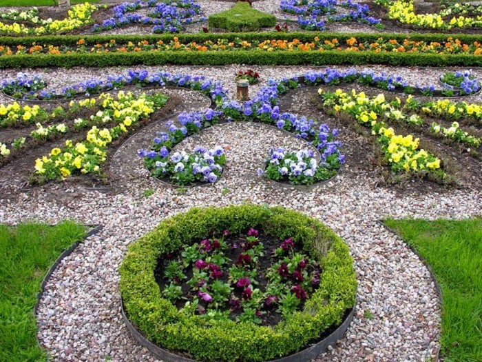 schöne-gärten-verschiedene-arten-von-pflanzen-deko-steine